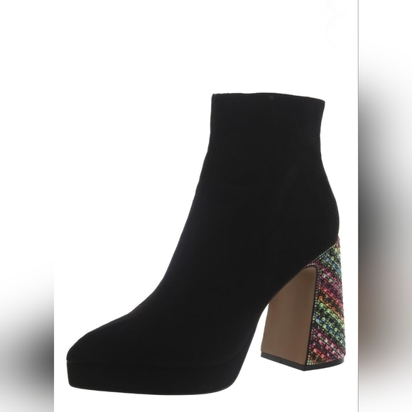 Betsey Johnson Raylan Ankle Boot Size 5.5M NIB - Picture 3 of 10